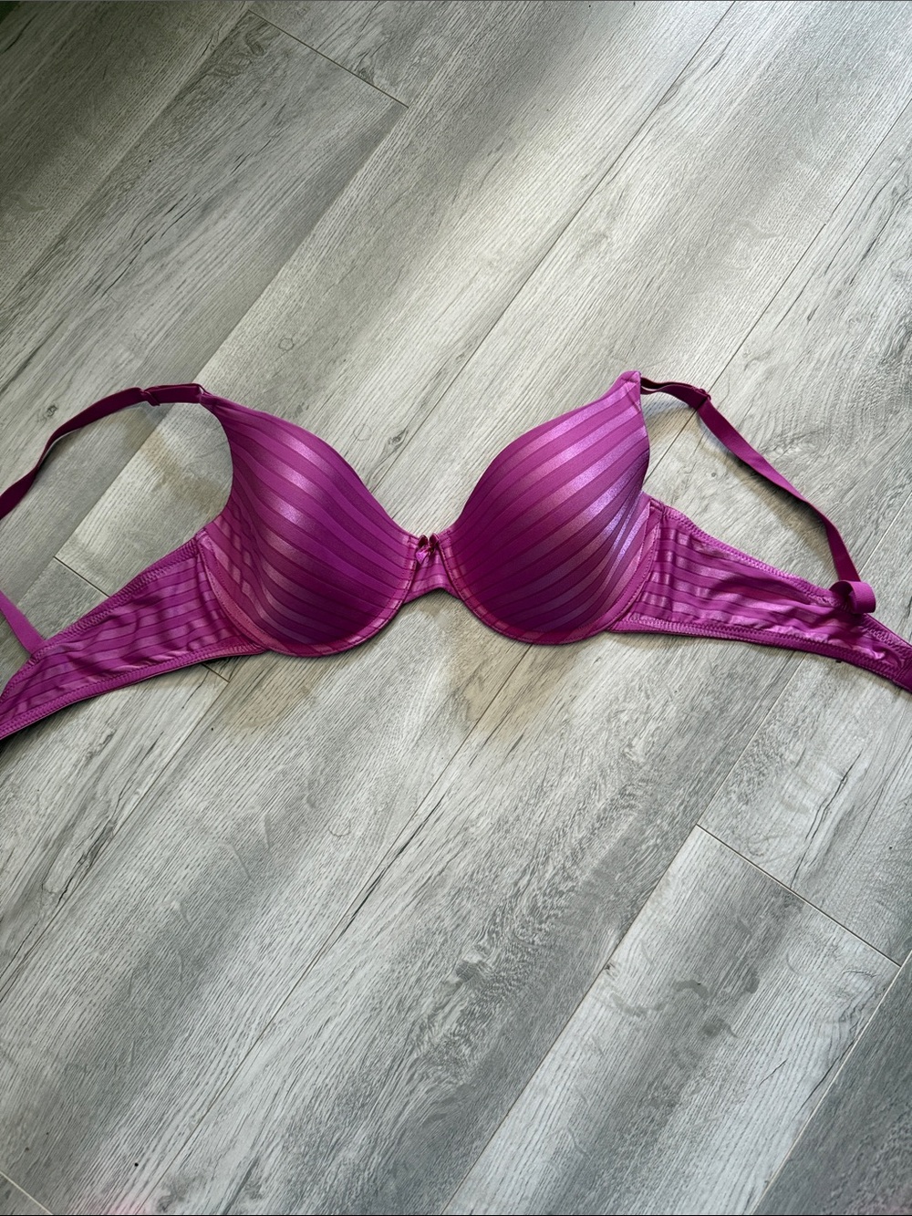 Maidenform underwires bra 38 D